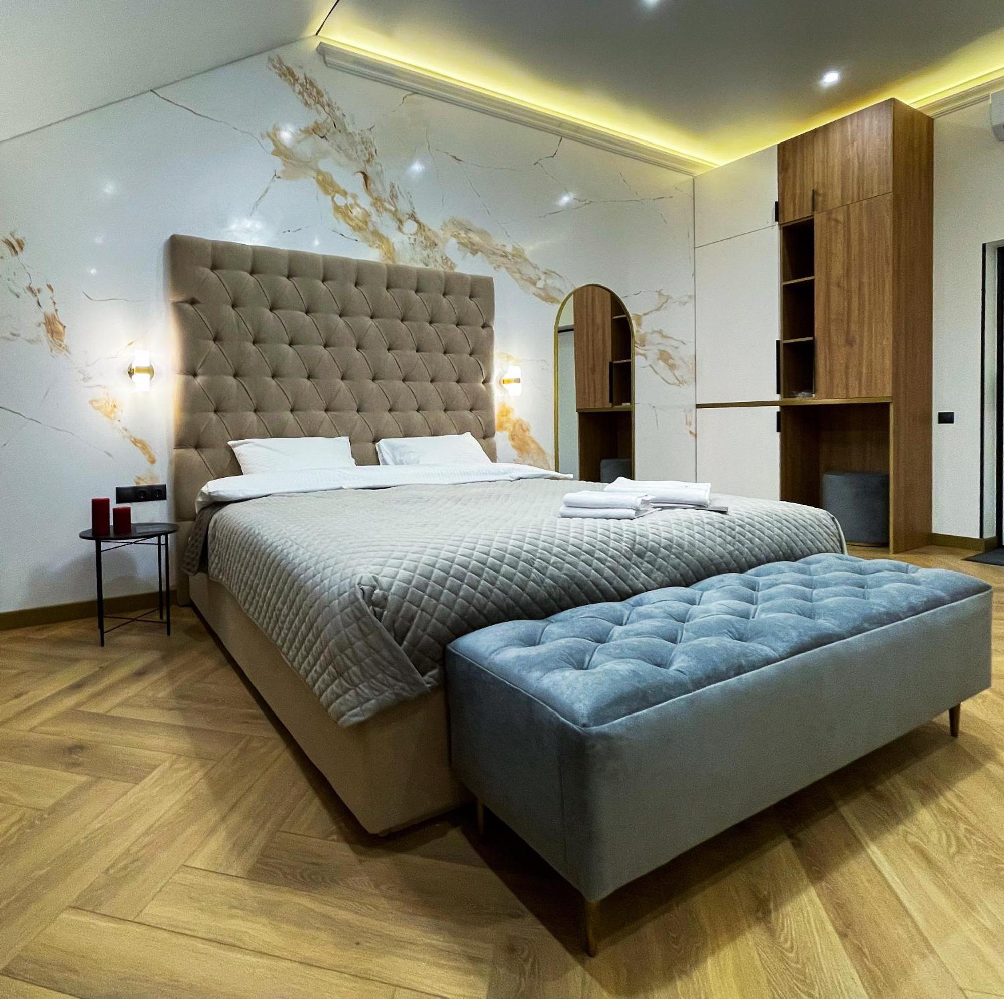 Myfreedom Lux Апартаменти Центр Вул Євгена Чикаленка 33 М Хрещатик Kiew Exterior foto